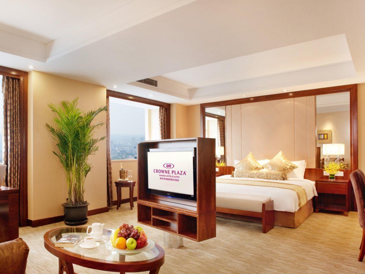 Crowne Plaza Nanjing Hotels & Suites Exterior photo